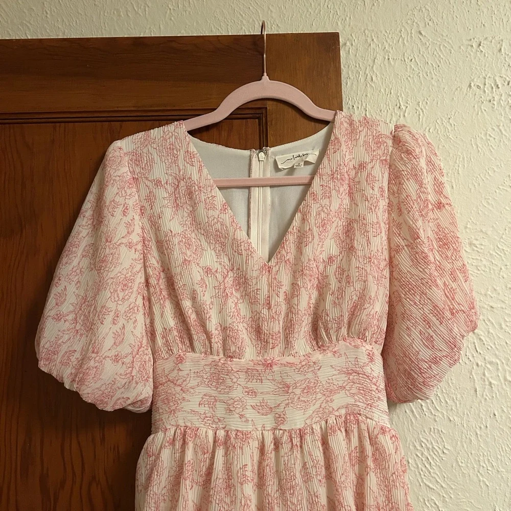Elegant Pink Ruffle Midi Dress - Picture 4 of 9